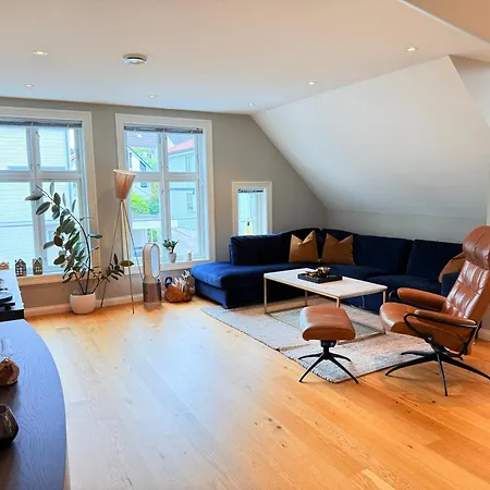 3-bedroom In Center