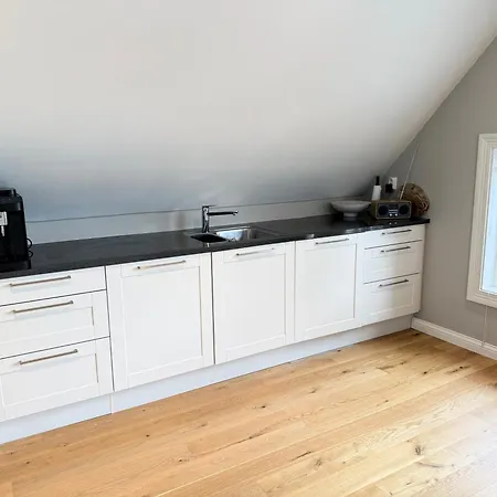 3-bedroom In Center Apartment